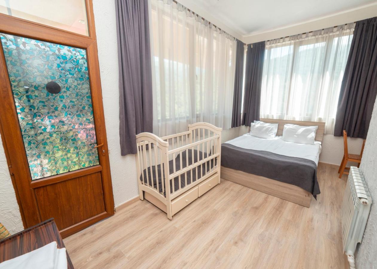 Hotel Popock Dilijan 1 Esterno foto