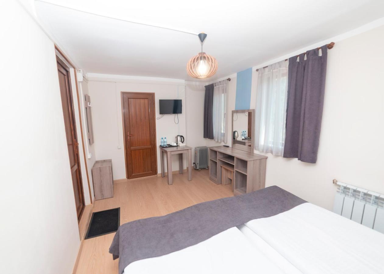 Hotel Popock Dilijan 1 Esterno foto